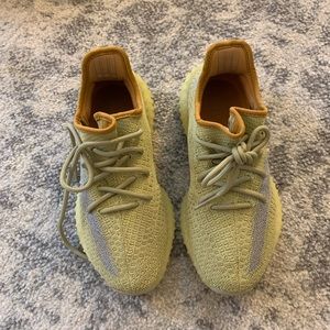 Yeezy Boost 350 v2 size US 6 color Marsh